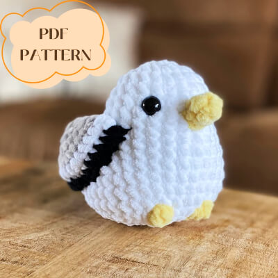 Seth the Seagull Crochet Pattern by GwenniezCrochet