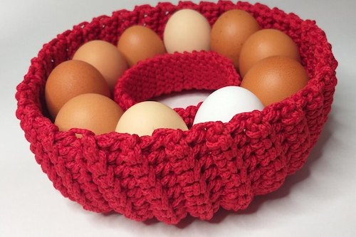 Crochet Egg Basket Pattern by Vika Lys