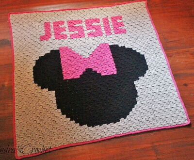 Jessie's Minnie Mouse Blanket Crochet Pattern by Kindra’s Crochet