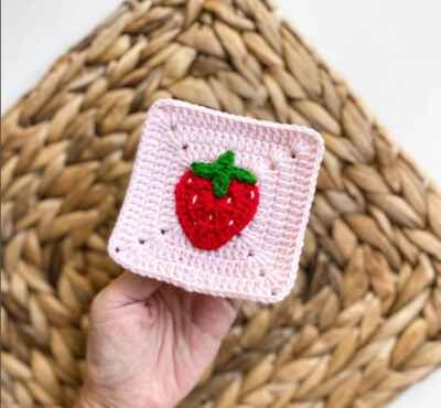 Crochet Granny Square Strawberry Pattern by BukresPatterns