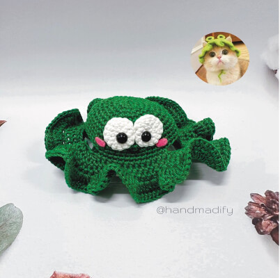 Frog Hat For Cat Crochet Pattern by HandmadifyDesign