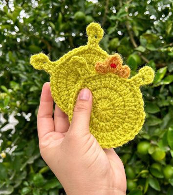 Crochet Shrek Coasters Pattern by MandJcrochetCo